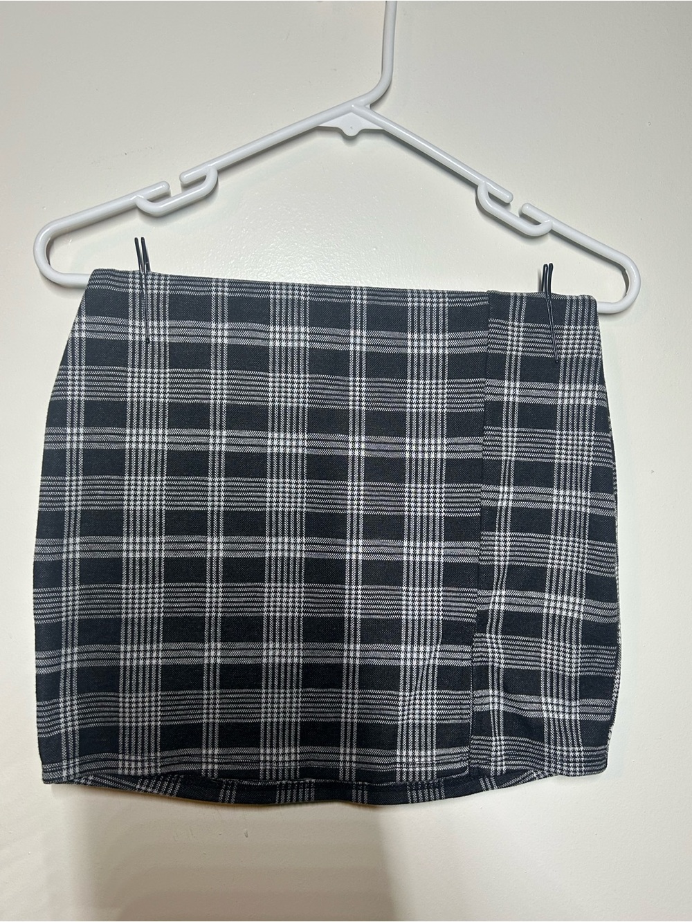 Classic Black and White Plaid Mini Skirt